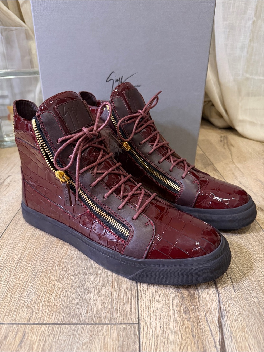 🐊 Giuseppe Zanotti London Croc-Embossed High Top Sneakers – Pinot Burgundy EU45